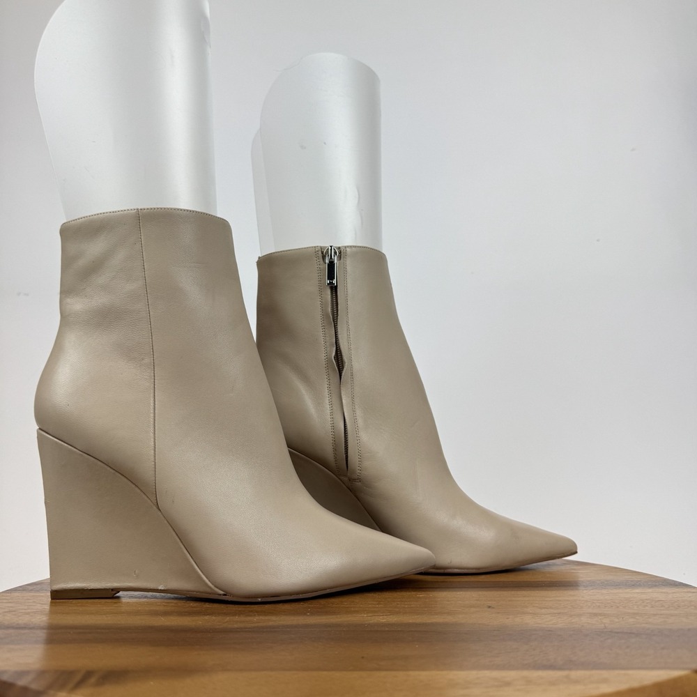 Womens Marc Fisher Dayna Nude Leather Business Wedge Ankle Boots Size 10 M GUC